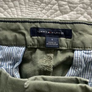 Tommy Hilfiger Womens Green Khaki Straight Leg Pants Size 4